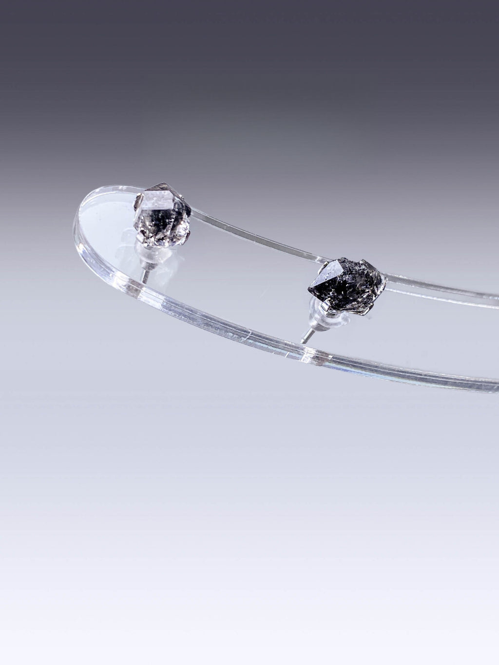 Shining Basic Earrings Niche Personality · Large Shining