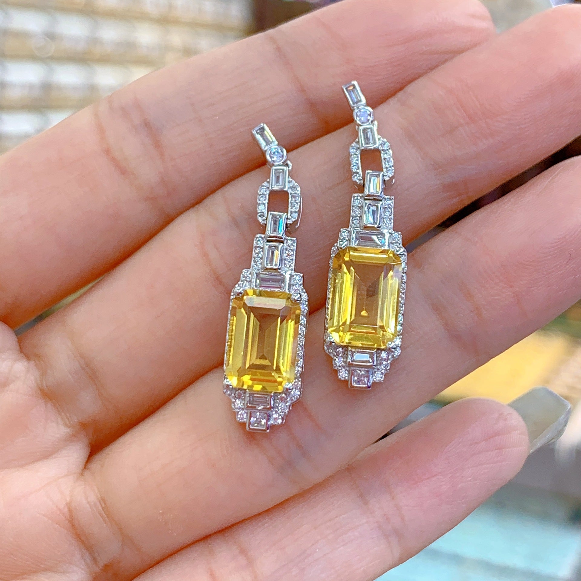 S925 Silver Platinum Plated Inlaid 7*10mm*2 Yellow Crystal French Niche Earrings