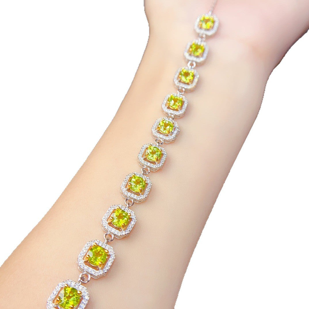 S925 Silver Inlaid Main Stone 5*5 Natural Peridot Bracelet