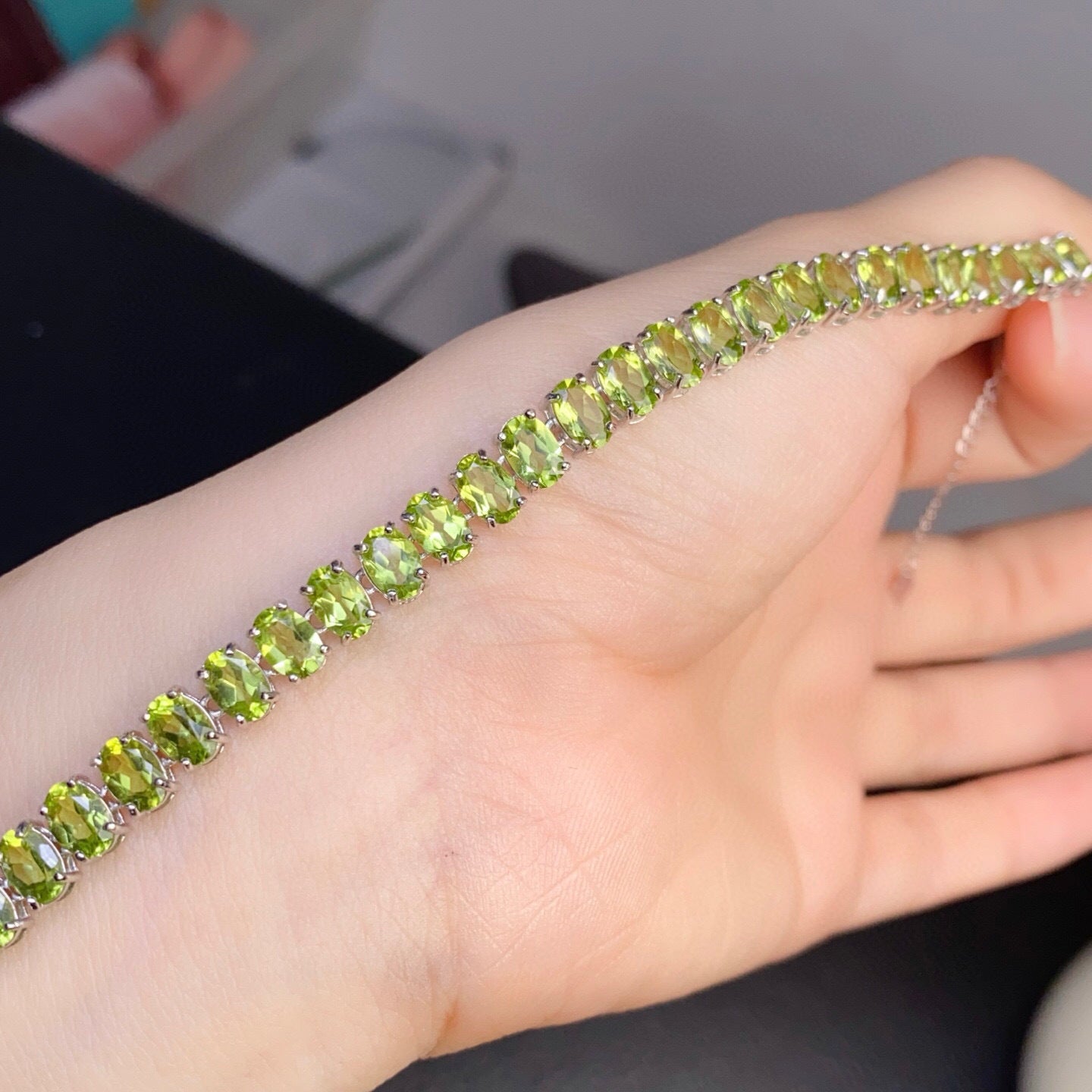 S925 Silver Electroplated Rose Gold Color Main Stone Size 4*6mm Natural Peridot Bracelet