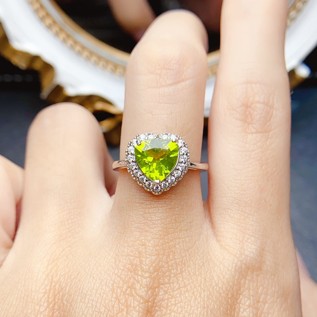S925 Silver Inlaid Main Stone 8*8mm Natural Peridot Ring