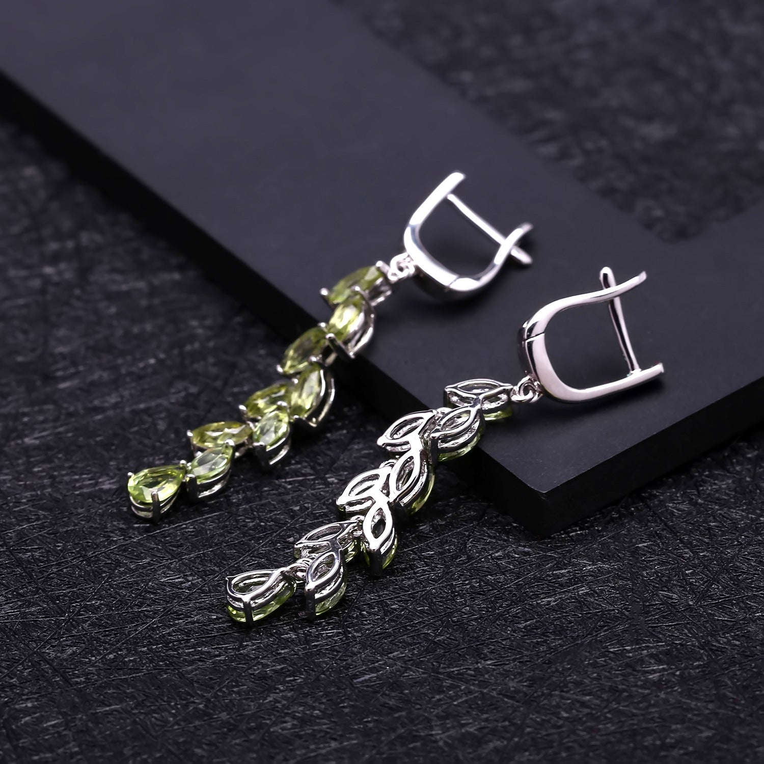 Light Luxury Fashion Natural Peridot Earrings Design Sense S925 Silver Inlaid Natural Gemstone Earrings