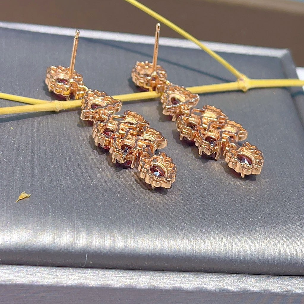 S925 Silver Plated Rose Gold Inlaid Magnesium Aluminum Pomegranate Main Stone 4*5mm*14 Earrings