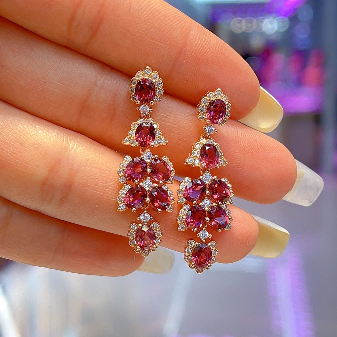 S925 Silver Plated Rose Gold Inlaid Magnesium Aluminum Pomegranate Main Stone 4*5mm*14 Earrings