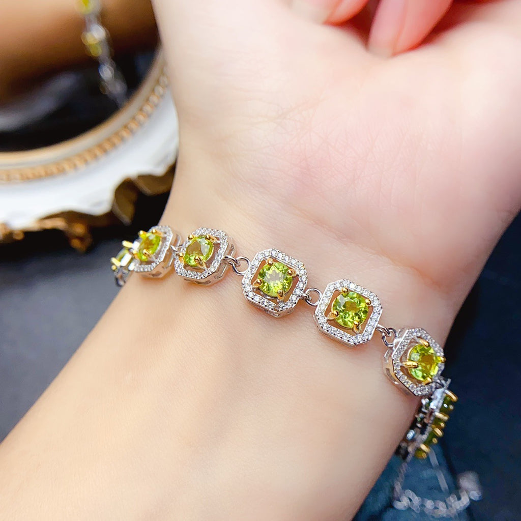 S925 Silver Inlaid Main Stone 5*5 Natural Peridot Bracelet