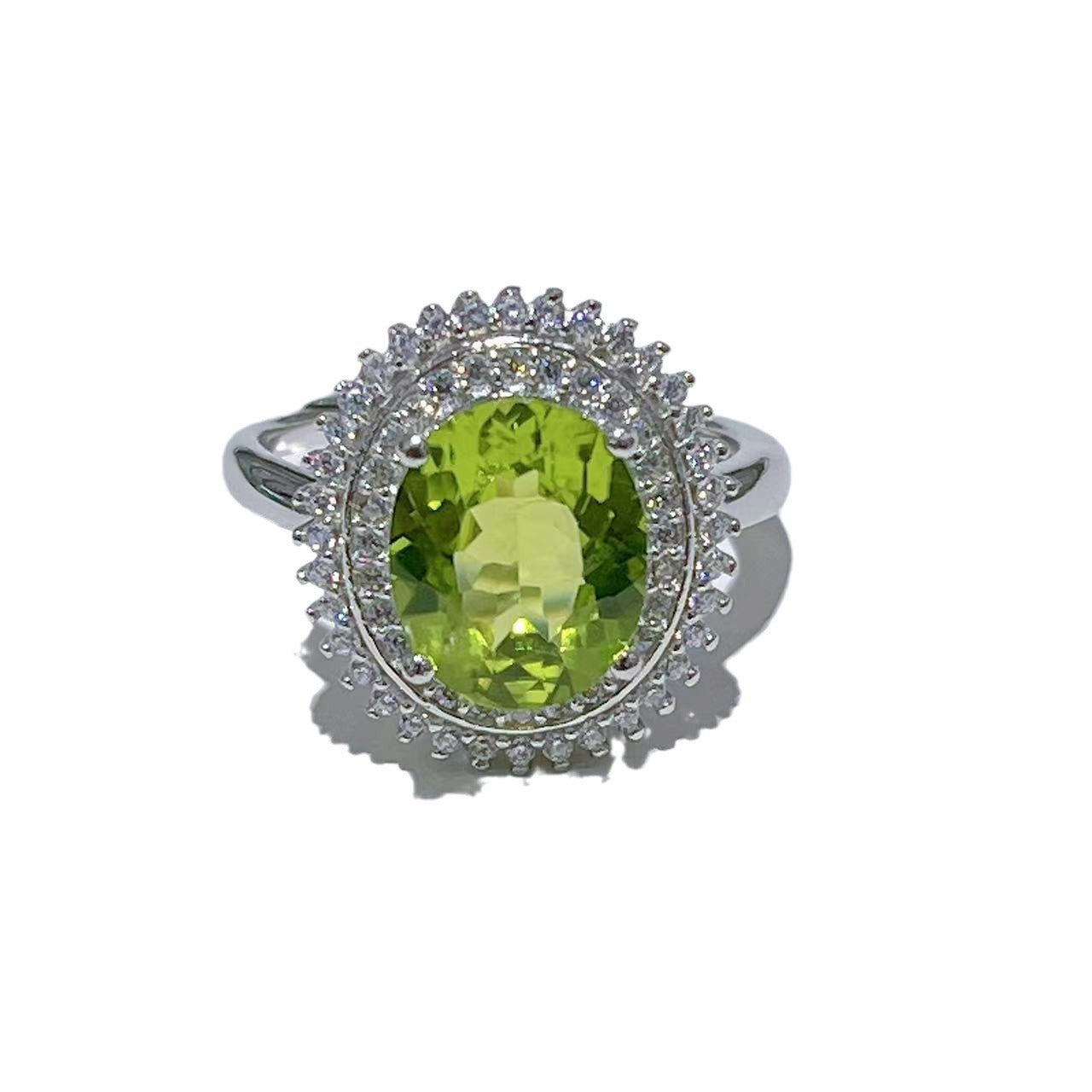 S925 Silver Platinum Plated Inlaid 8*10mm*1 Peridot Ring