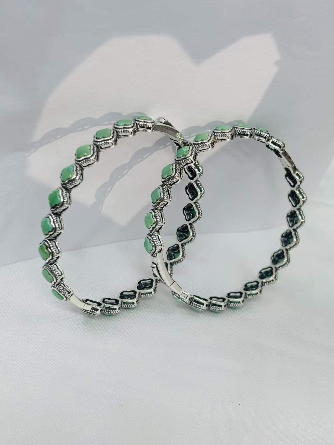 Natural Green Turquoise S925 Silver Inlaid Thick Silver Vintage Four-Leaf Clover Bracelet