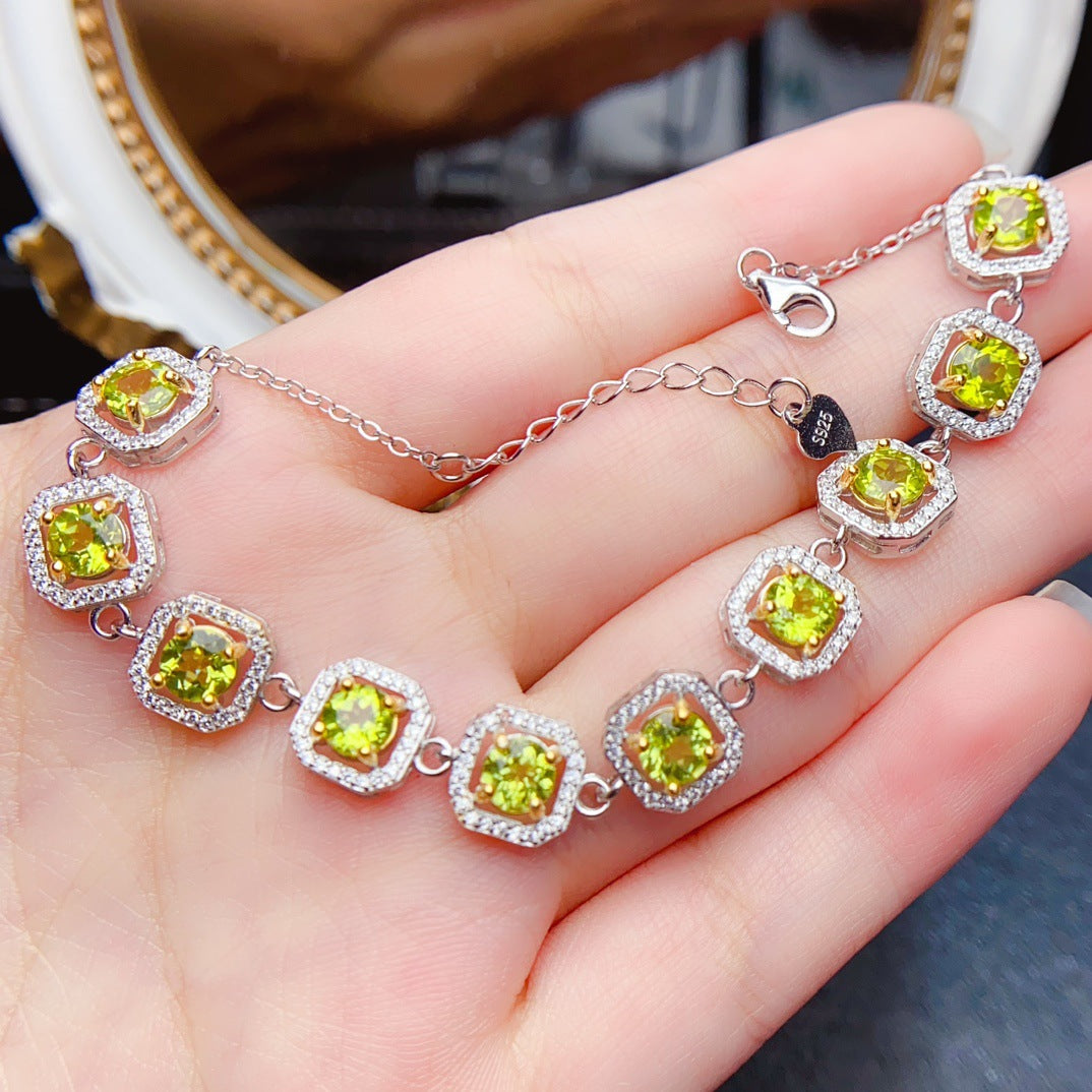 S925 Silver Inlaid Main Stone 5*5 Natural Peridot Bracelet