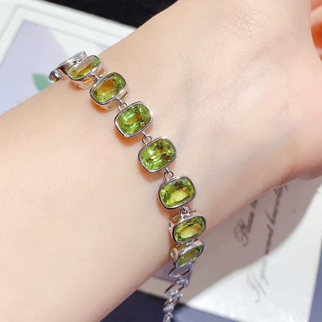 S925 Silver Inlaid Natural Peridot Bracelet High-end Colorful Gemstone Jewelry