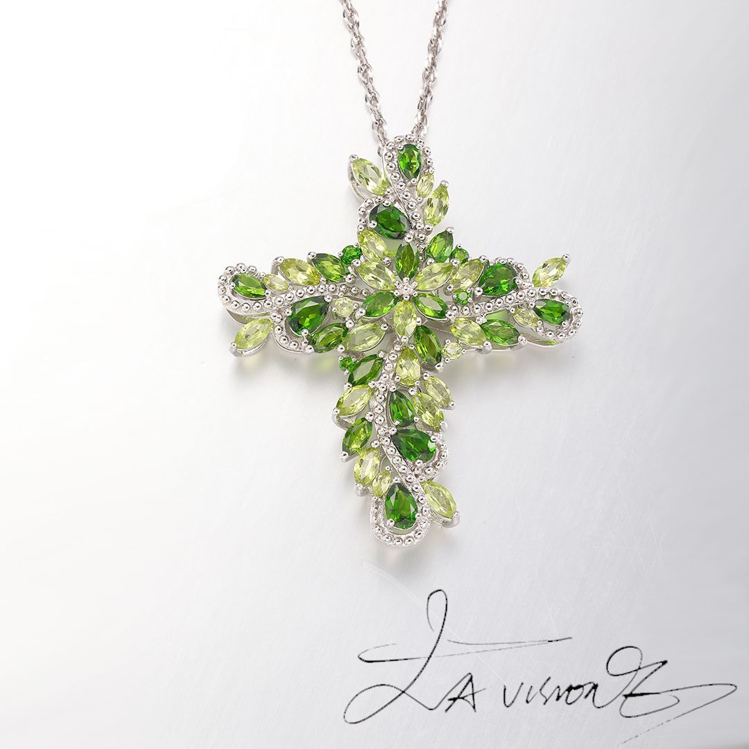 S925 Silver Inlaid with Diaspore, Peridot, and Synthetic White Sapphire Pendant