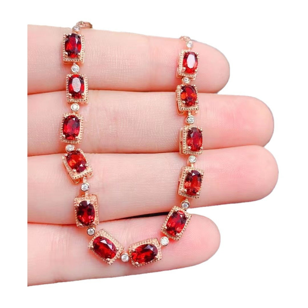 Natural Mozambique Full Pure Body Full Fire Color Sweet Temperament Garnet Gemstone Bracelet