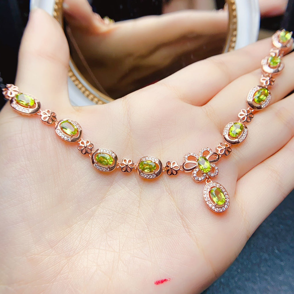 S925 Silver Inlaid Main Stone 4*6 Natural Peridot Necklace