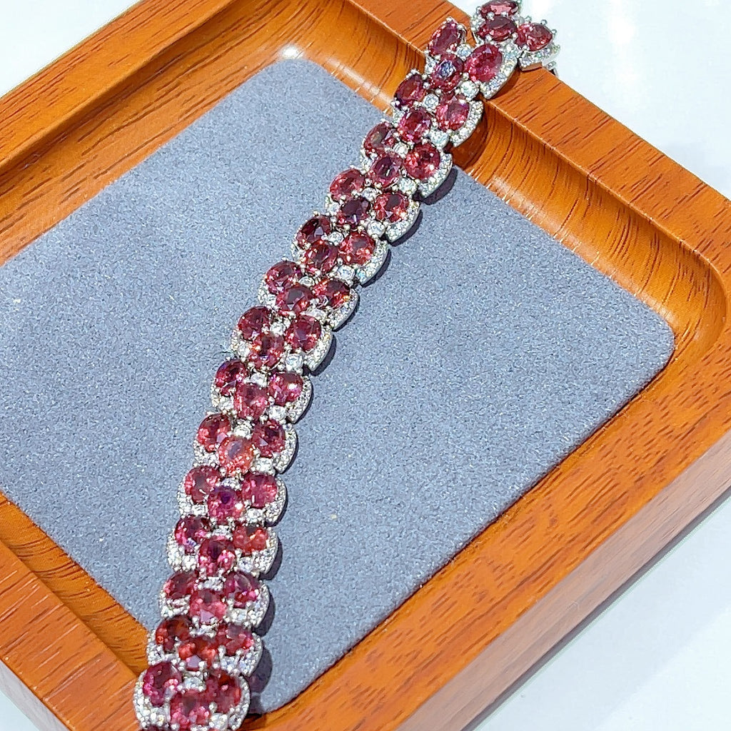 S925 Silver Plated Inlaid Magnesium Aluminum 4*5mm*52 Garnet Bracelet