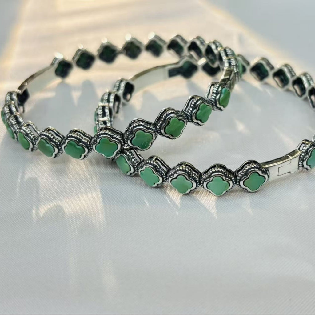 Natural Green Turquoise S925 Silver Inlaid Thick Silver Vintage Four-Leaf Clover Bracelet