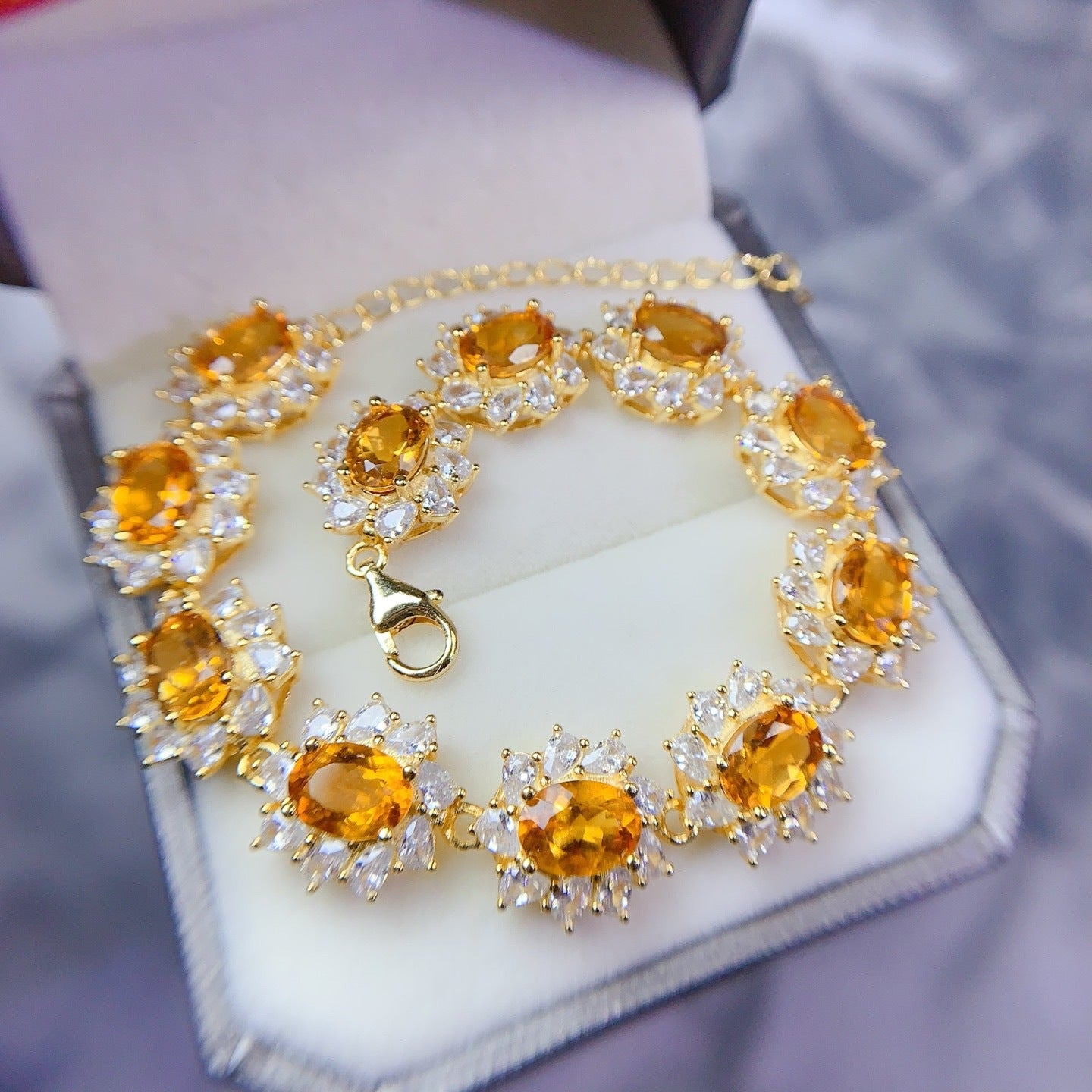 S925 Silver Fine Craft Inlaid 5*7mm Exquisite Yellow Crystal Bracelet