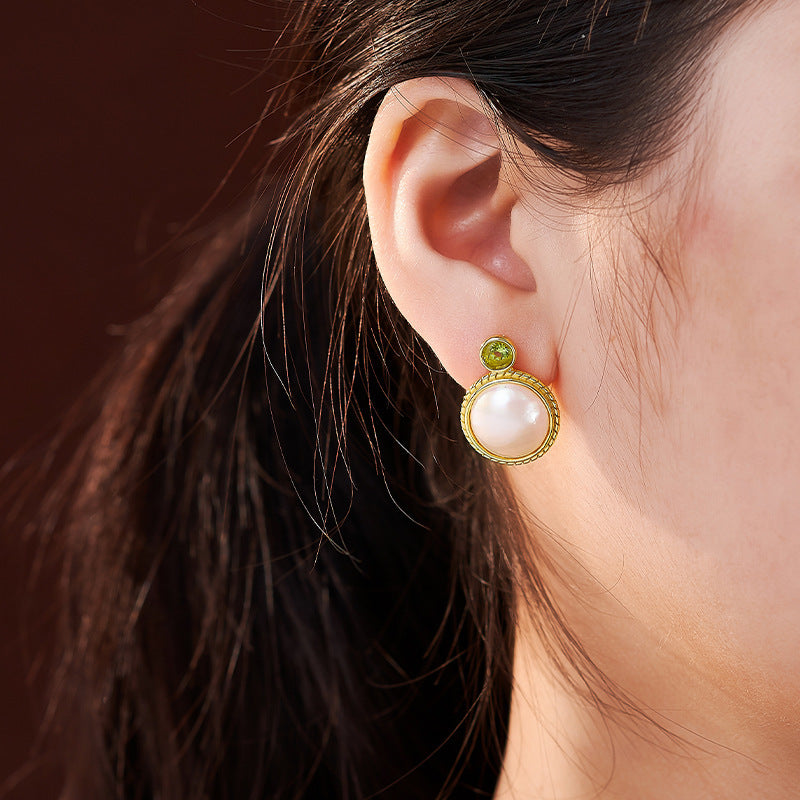 S925 Silver Gold-Plated Round Cabochon Mabe Pearl Stud Earrings French Vintage Peridot Earrings