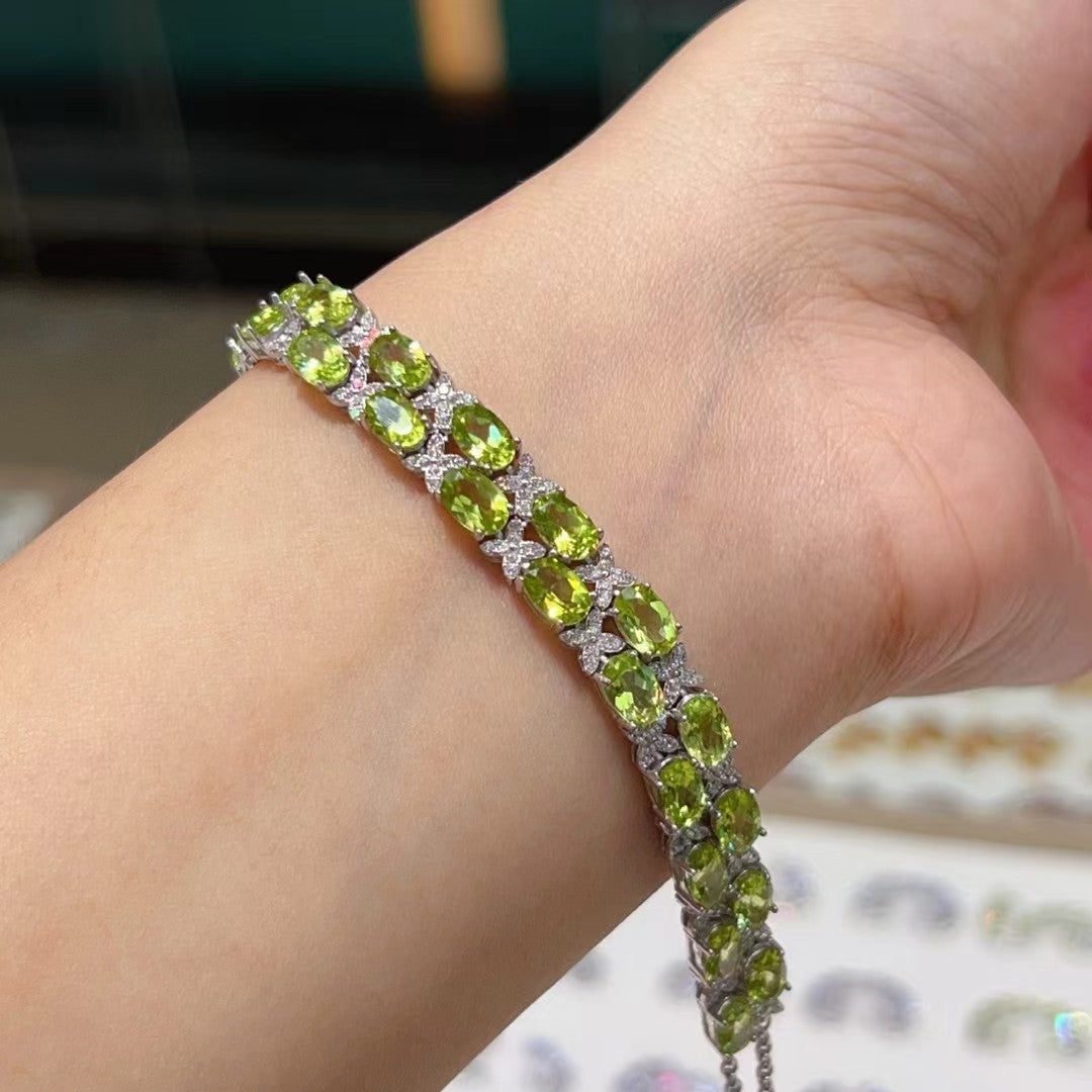 Fashion Luxurious Inlaid Diamond Design High-End Niche S925 Silver Inlaid Natural Gemstone Peridot Bracelet