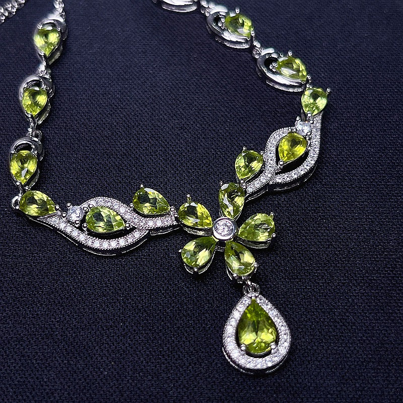 Natural Peridot 925 Silver Inlaid Peridot Chain Row Pendant Evening Chain Necklace