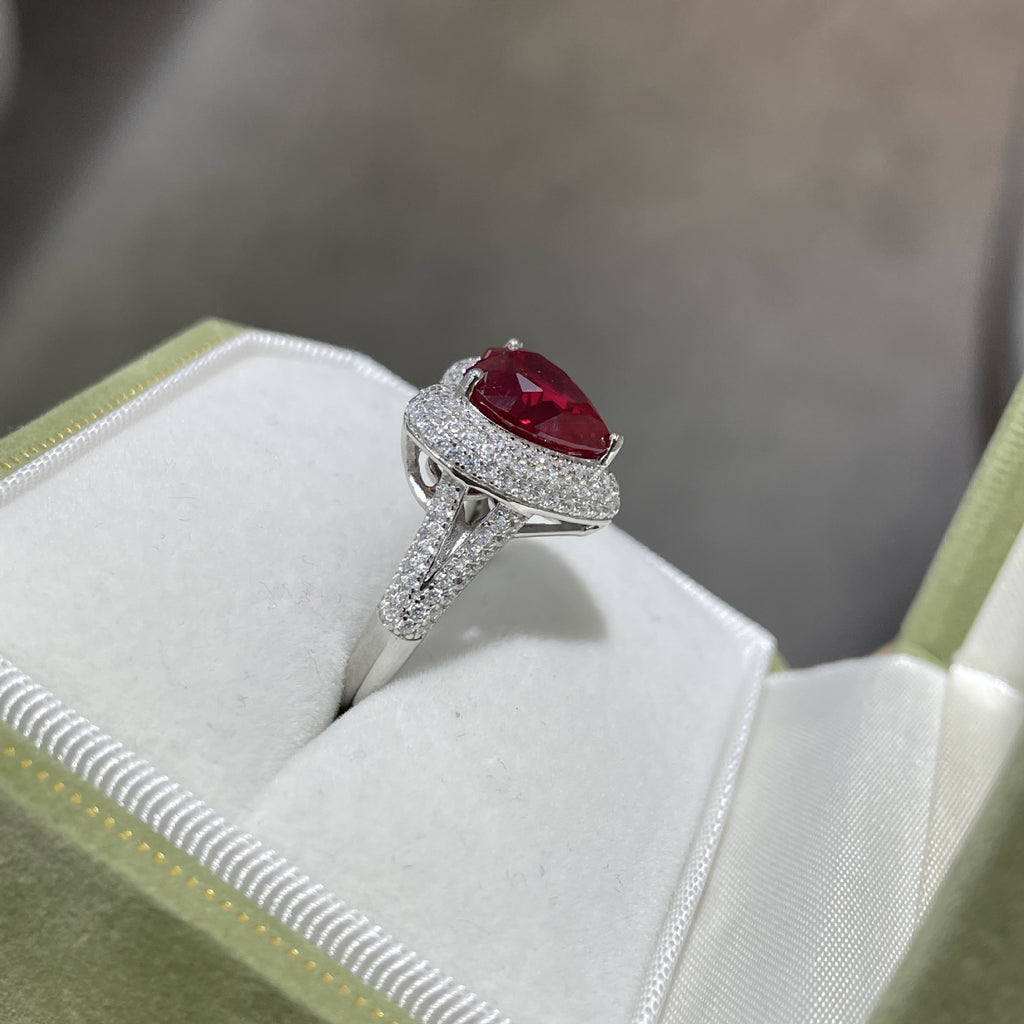 Vintage 4 Carat Heart S925 Silver Premium Lab-Grown Blood Pigeon Red Ring