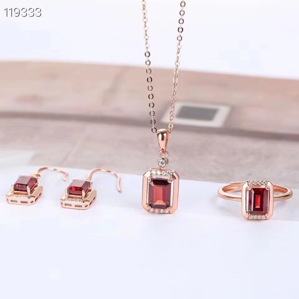 925 Silver Natural Pigeon Blood Red Garnet Ring Earrings Pendant Set