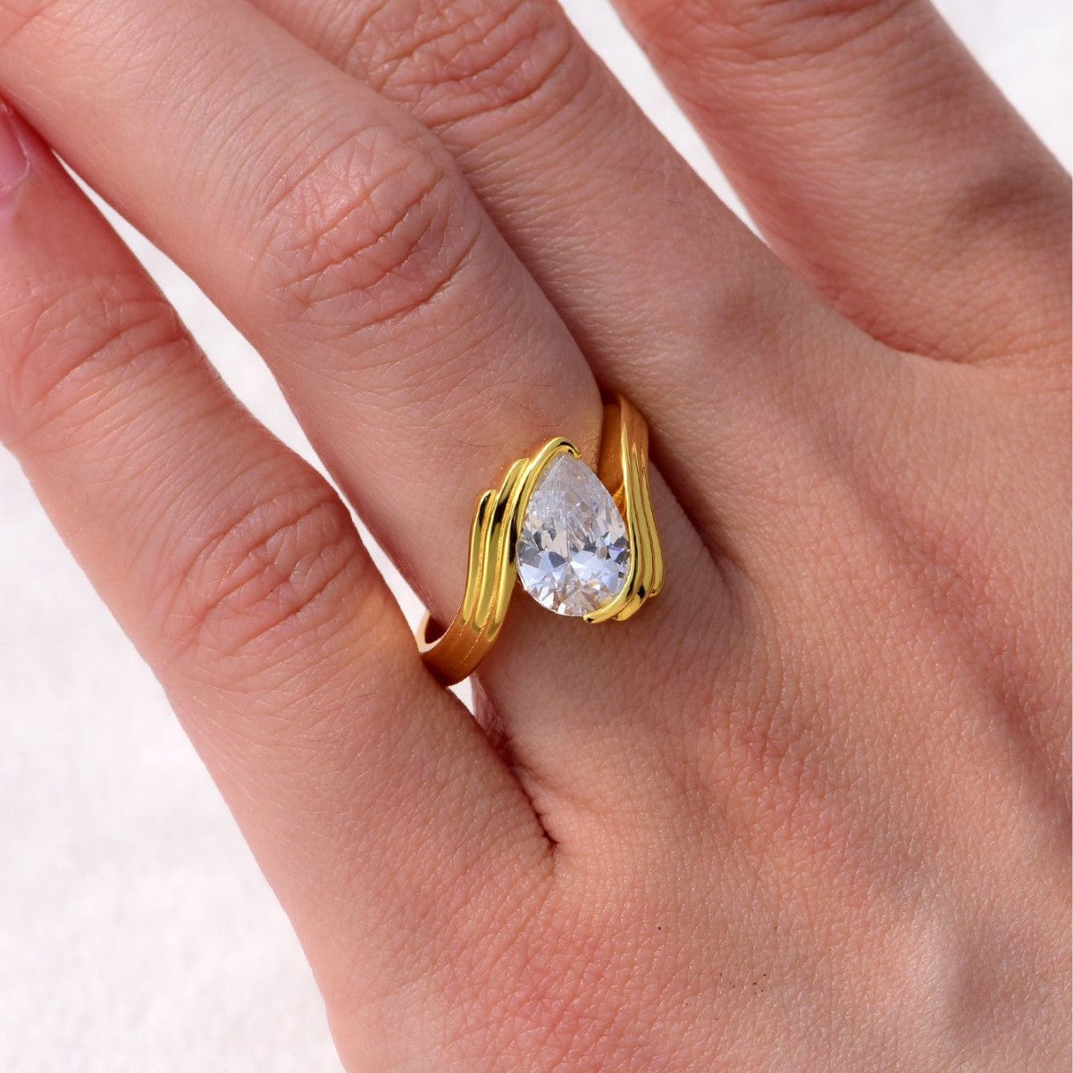 S925 Silver Gold Moissanite Ring Water Drop Main Stone Wave Curve Design Sense Women's Hot-Selling Bestseller