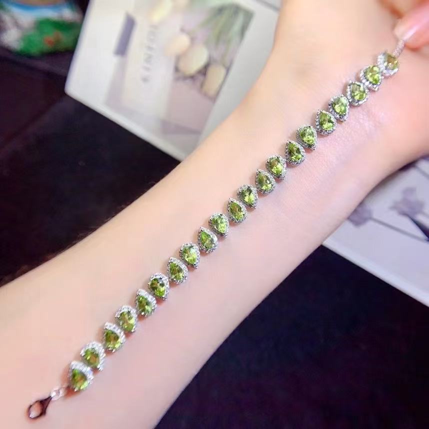 S925 Silver Inlaid Peridot Bracelet Main Stone Size 4*6 Water Drop Bracelet