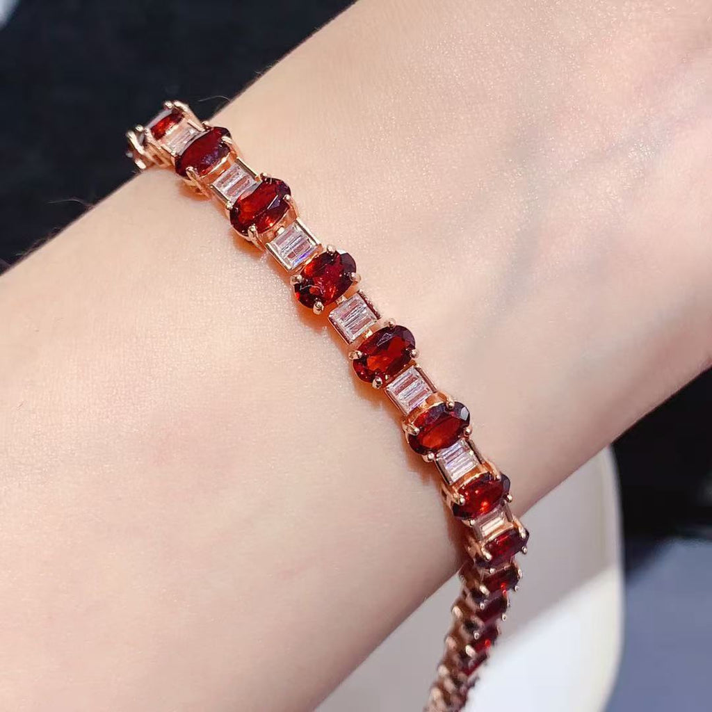 S925 Silver Inlaid Garnet Bracelet Versatile Luxurious Bracelet
