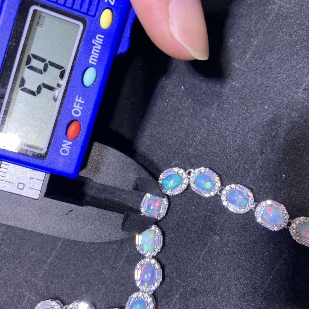 S925 Sterling Silver Inlaid Size 4*6mm Natural Opal Bracelet