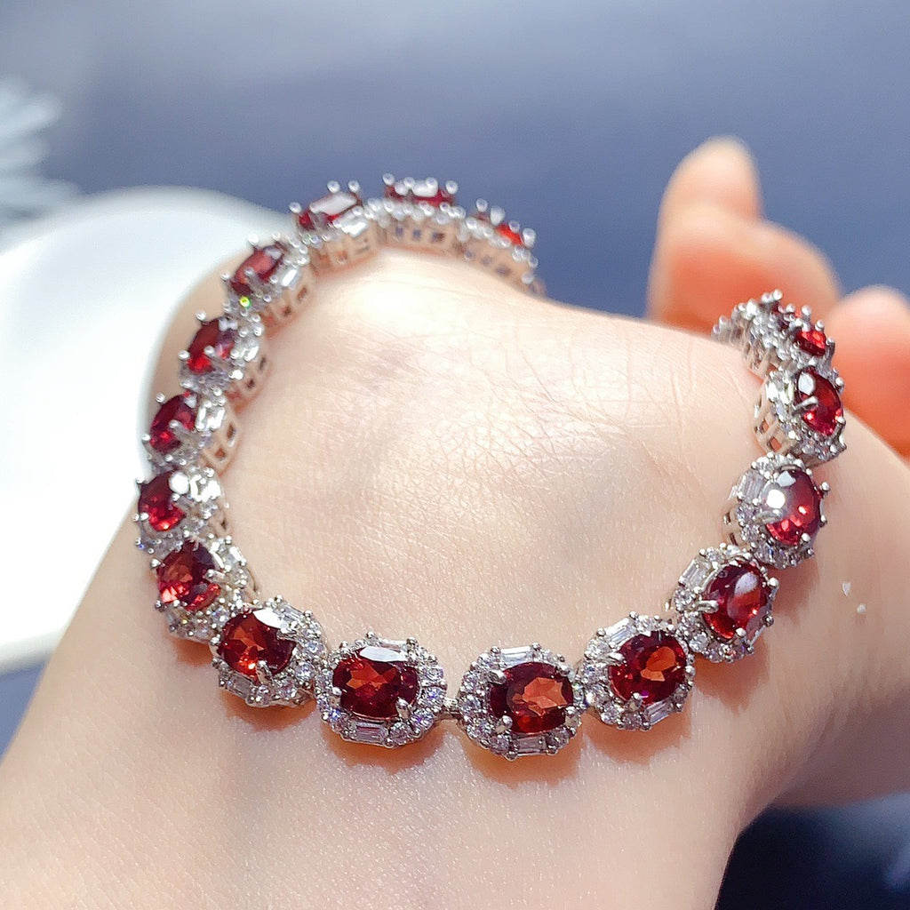 S925 Silver Inlaid Light Luxury Exquisite High-end Natural Garnet Bracelet