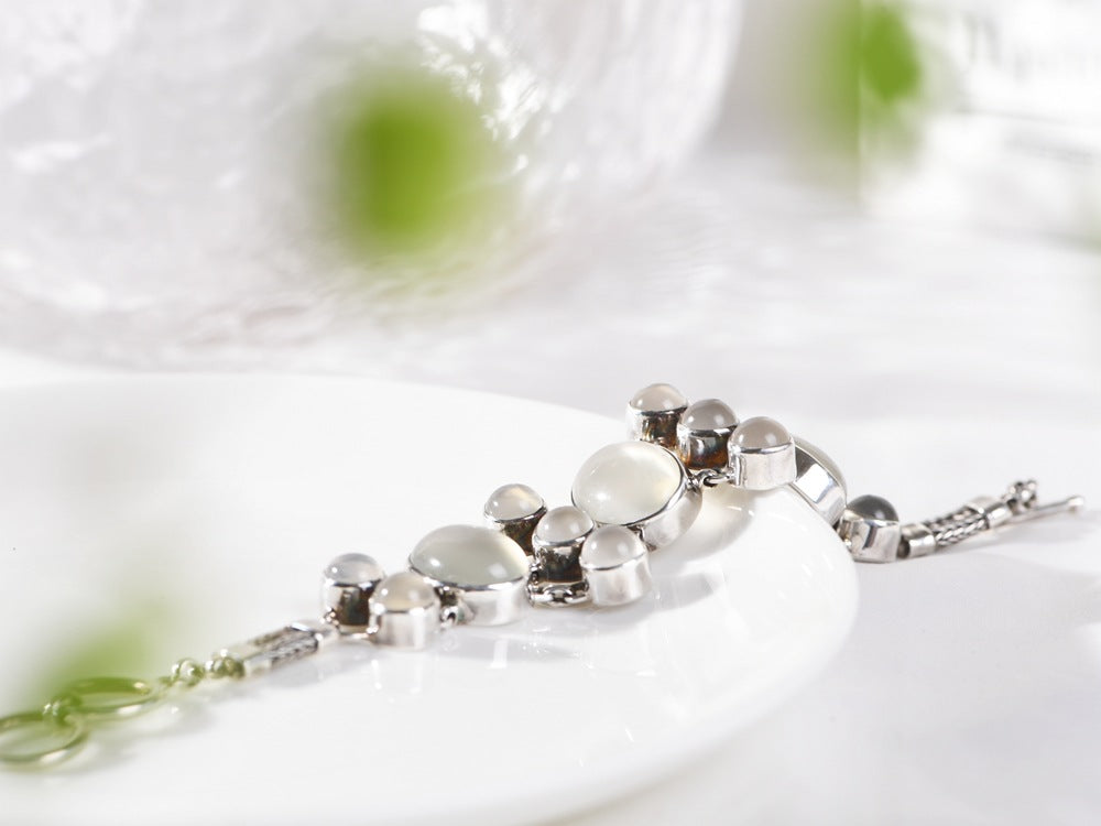 S925 Silver Jewelry Bracelet Vintage Distressed Inlaid with Egg White Agate Moonstone Fashion Women's Bracelet