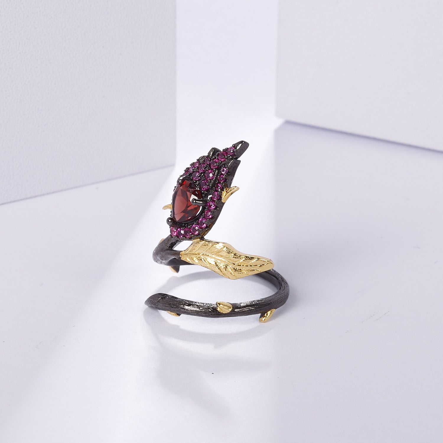 Elegant Floral Style 925 Silver Red Garnet Open Ring