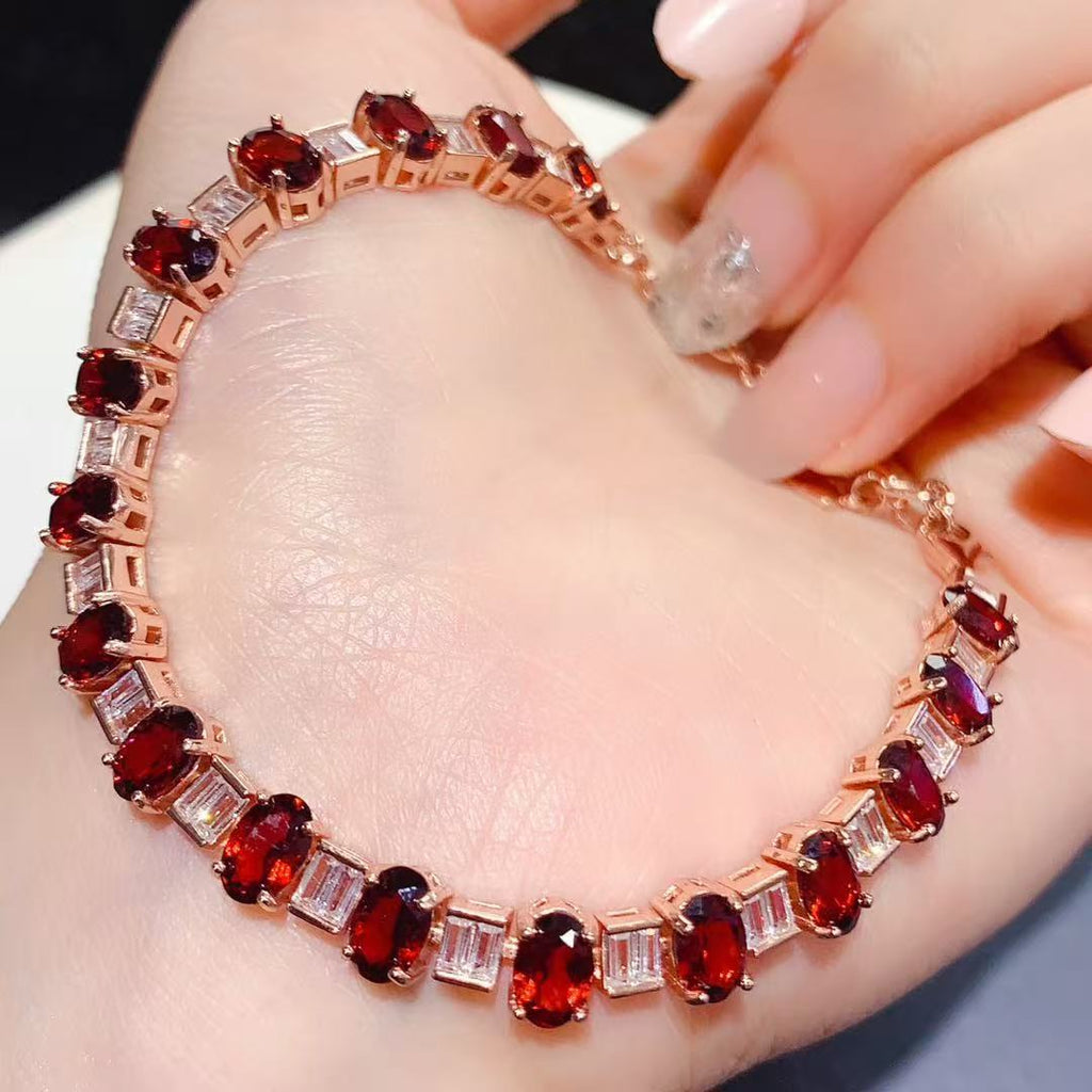 S925 Silver Inlaid Garnet Bracelet Versatile Luxurious Bracelet