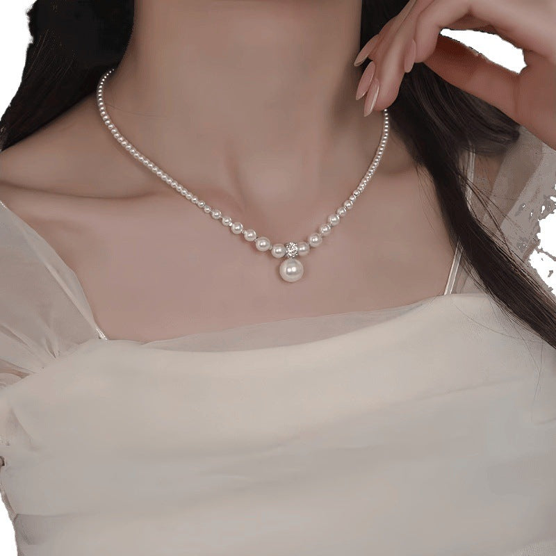Natural Australian White Jellyfish Shell Pearl Necklace for Women with Aquamarine Gradient Elegant Collarbone Chain