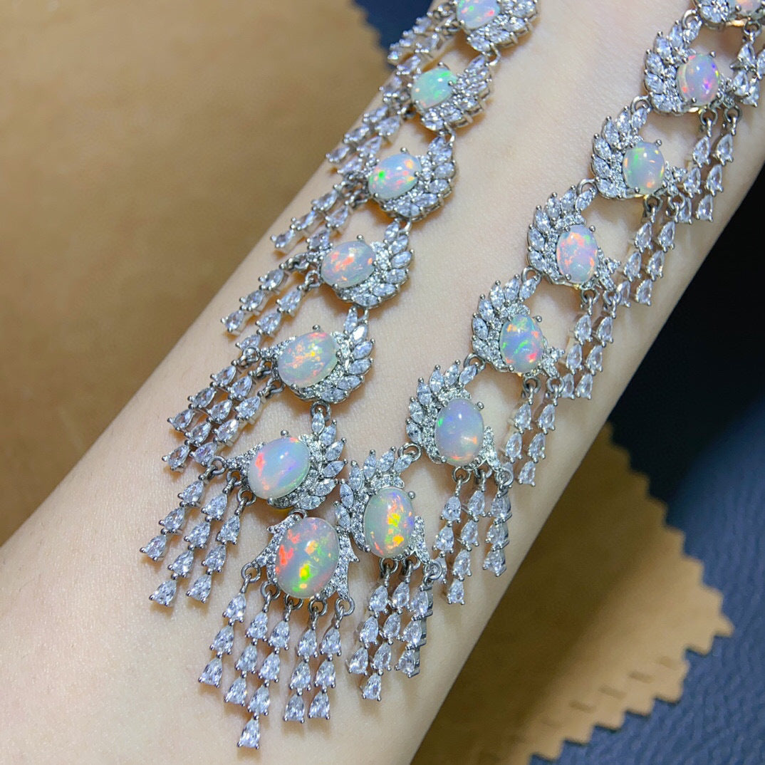 High Clarity Fire Color Explosive Luxury Inlaid Loose Stone 4*6 5*7 6*8 7*9mm Natural Opal Necklace