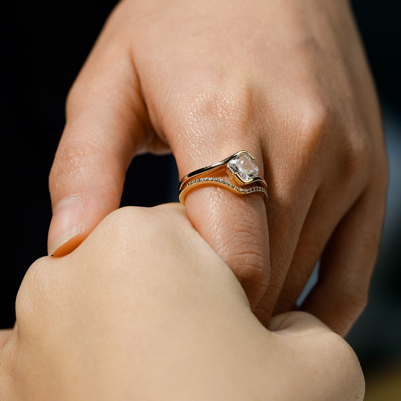 S925 Silver Set Inlaid Round Moissanite Ring Independent Hot Sale Elegant Fashion Combination Ring